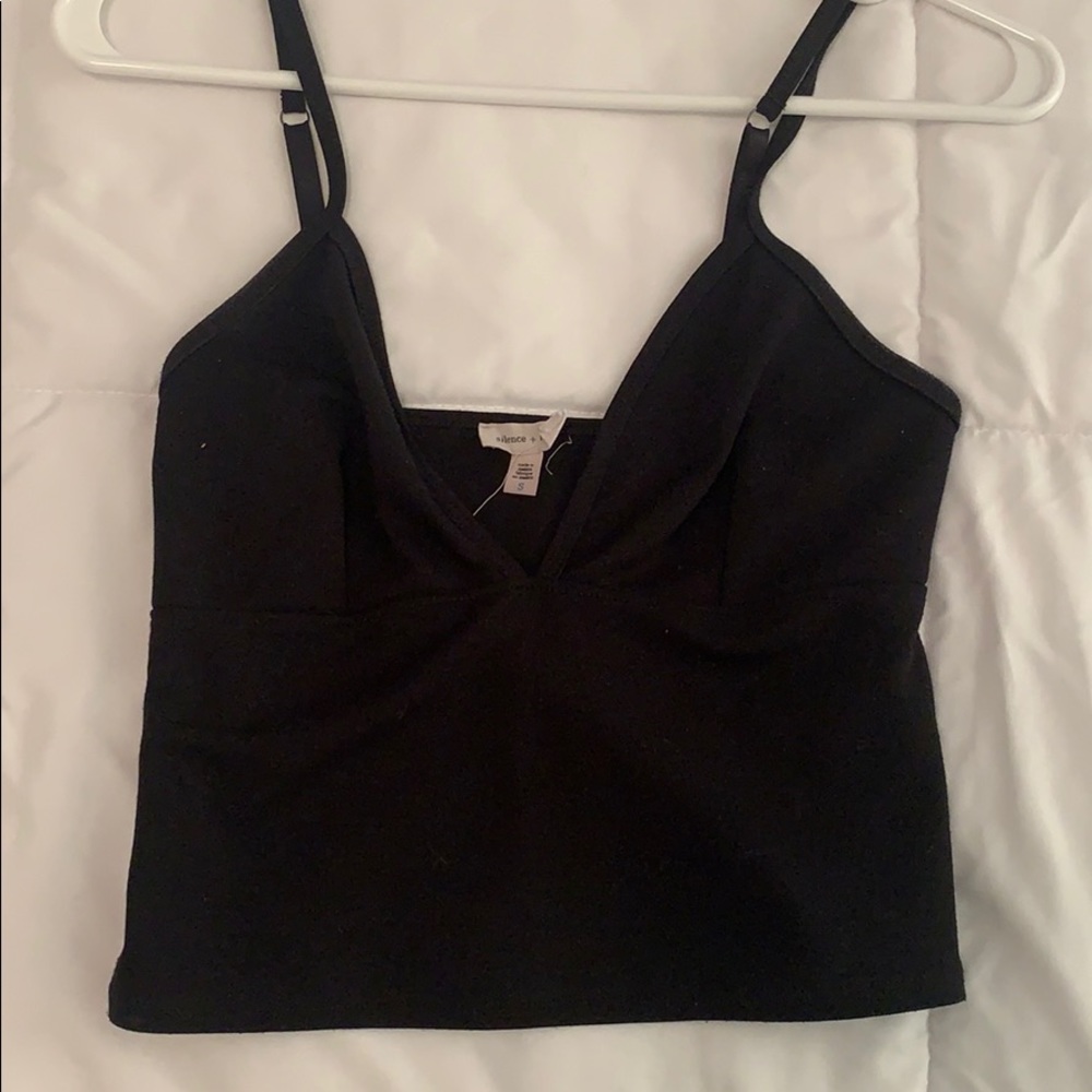 black crop top